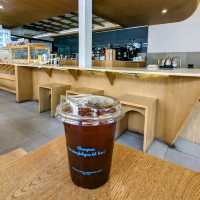 泰國清邁-木質感文青咖啡烘焙坊：Brew Fact