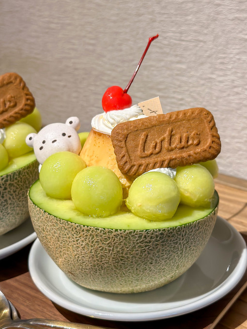 大阪】メロンまるごとスイーツが登場🍈 | Trip.com 大阪