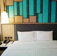 พามาพักสบายที่ Avani Plus HuaHin 
