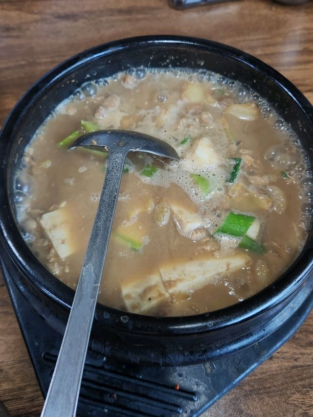 구글평이 좋아서 갔지만 실망했던 홍룡사 밥집, 아래각단
