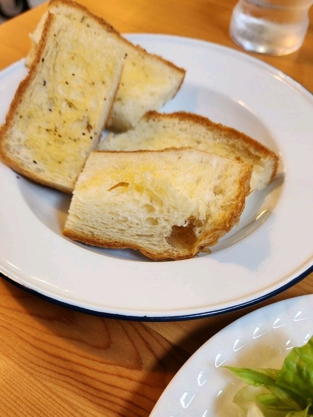【山口グルメ】コスパ最強！宇部の真締川横のカフェ