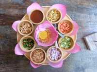 ตลาดน้ำทุ่งบัวแดง นครปฐม