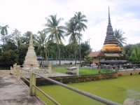 เที่ยววัดพลับศึกษาเรื่องราวพระเจ้าตากสิน