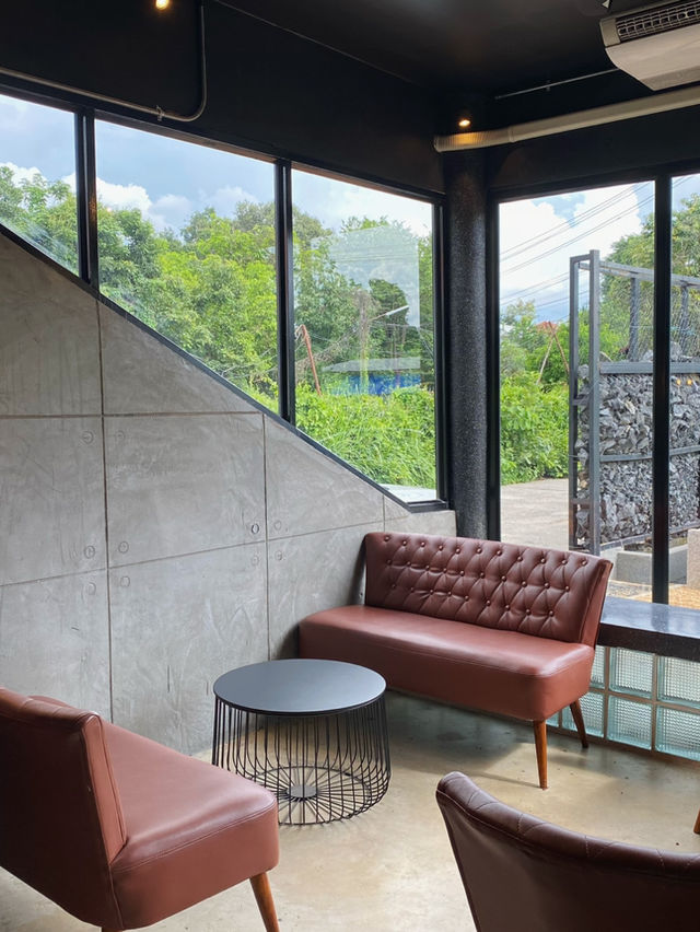 MUNIMAL CAFE - คาเฟ่สำหรับสายมู