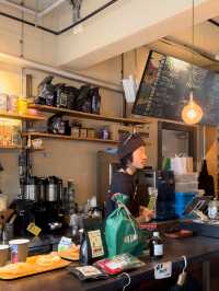 Brooklyn Roasting Company Kitahama คาเฟ่ริมน้ำ