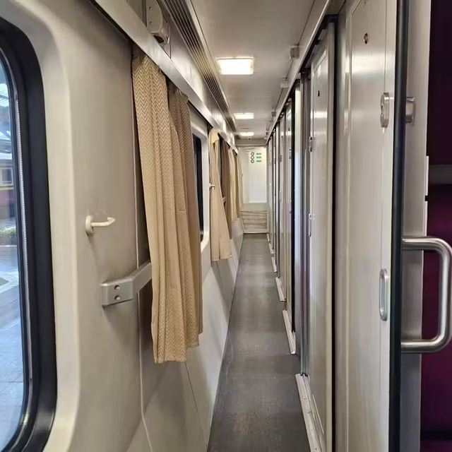 清邁-曼谷 臥鋪火車包廂