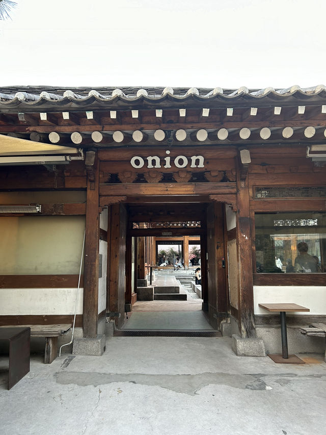 【韓国 ソウル】昔の韓屋をリニューアルした素敵なカフェ🏯