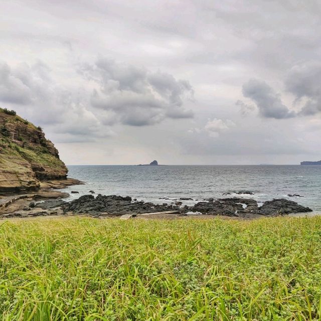 🇰🇷 Waves of Wonder: Exploring Yongmeori Coast in Jeju