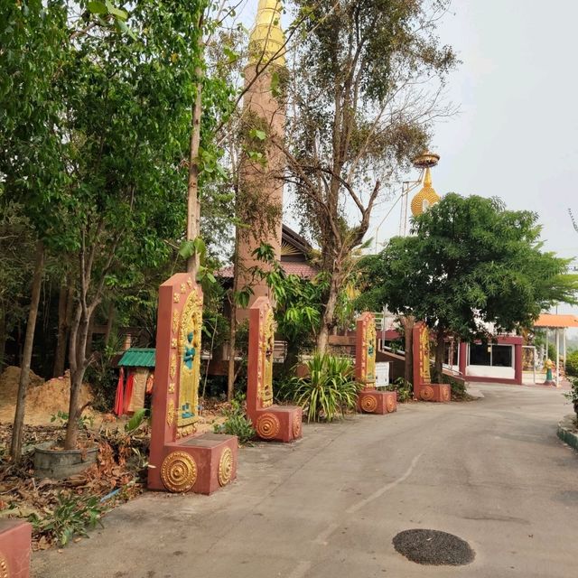 ไหว้พระนอน เสริมมงคลให้ชีวิต