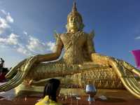 ชมความงดงาม พระพุทธปฐม องค์ใหญ่ที่สุดในประเทศไทย