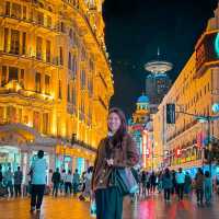 Classic night life of shanghai