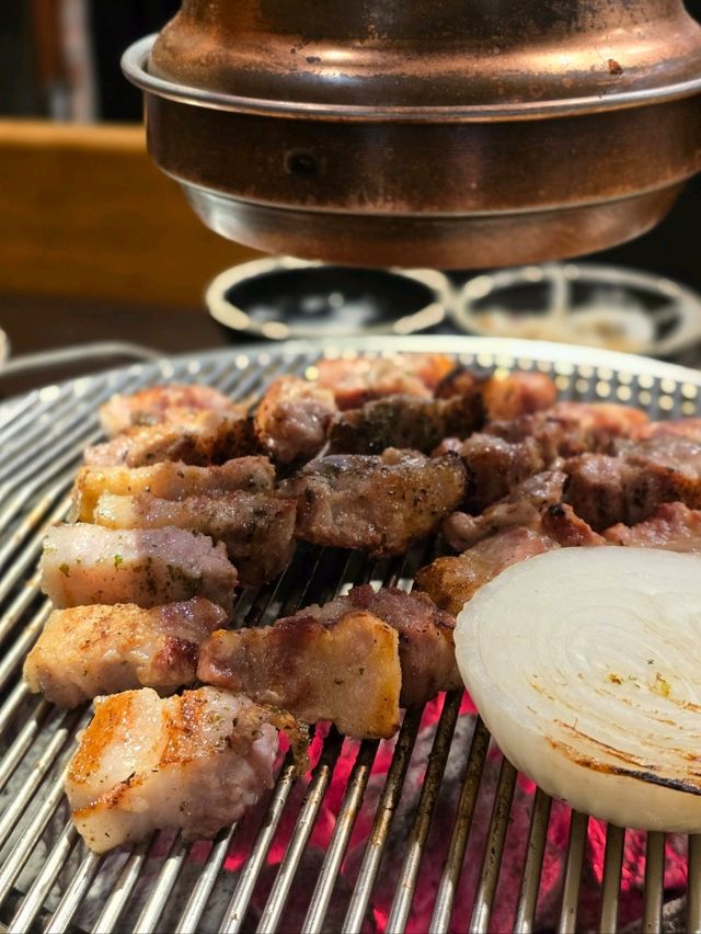 질좋은 삼겹살을 직접 구워주는 강화도맛집🔥