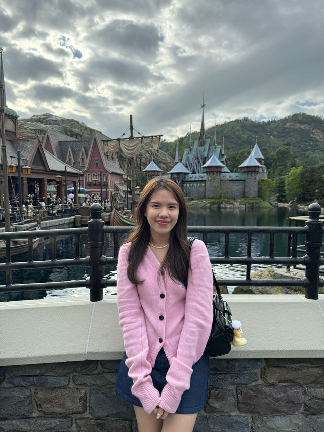 1 DAY IN HONG KONG DISNEYLAND🏰