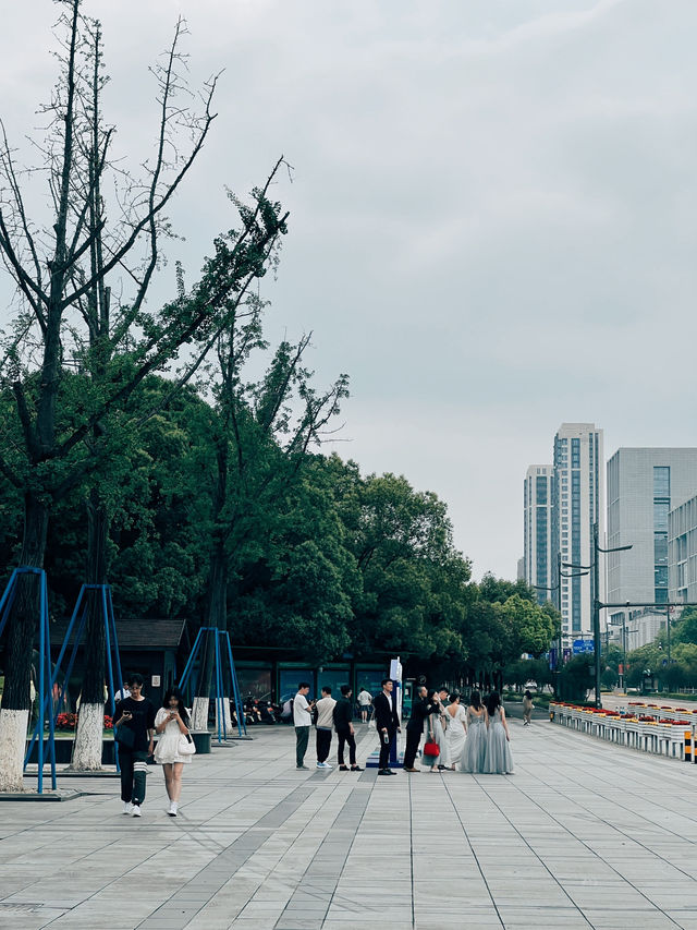 ออกมาพักใจกลางเมืองที่หนิงโป CBD วันนี้ 🌿