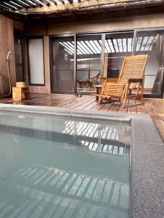 【福島　岳溫泉：お宿　花かんざし】