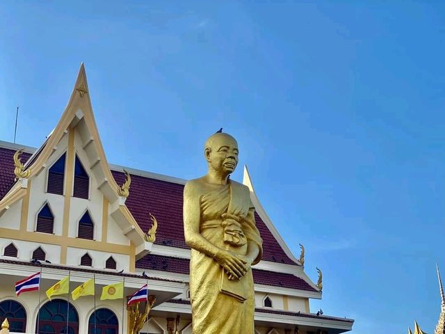 วัดบ้านไร่ ด่านขุนทด