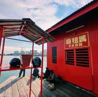 馬來西亞檳城喬治城標誌性特色景點:姓陳橋，海上木屋村落，海中獨木橋，適合拍照📸打卡