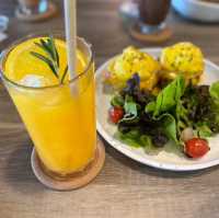  BiraBica - Coffee & Brunch