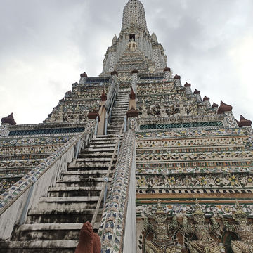 Solo Trip: A Solo Traveler’s Peaceful Escape in Wat Arun Solo Trip: A Solo Traveler’s Peaceful Escape in Wat Arun