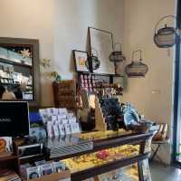 Exploring Ilham Gallery 