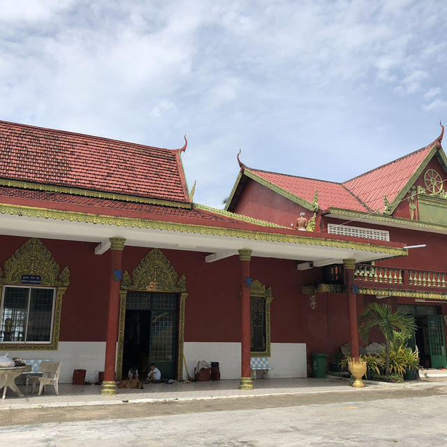 Preah Pagoda: Where Spirituality Meets Playful Monkeys 