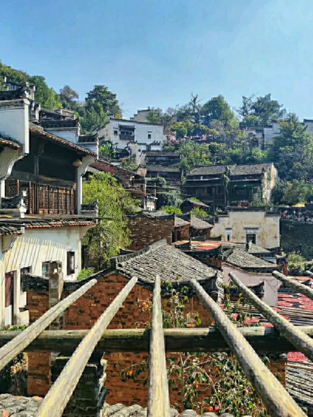 Going Through Time in the Modern/Ancient Huangling Village