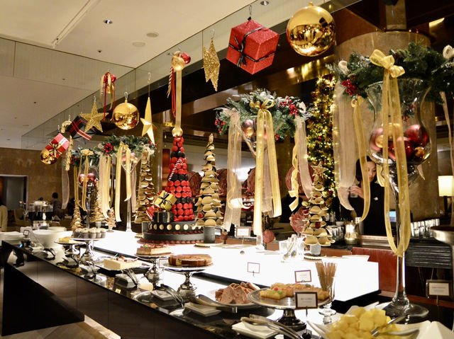 Luxurious Dinner Buffet at Hilton Tokyo🥂