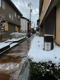 【金沢】雪景色のひがし茶屋街