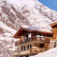 🏔️ Luxury Stay in Verbier: Skiing & High-End Comfort 🎿✨