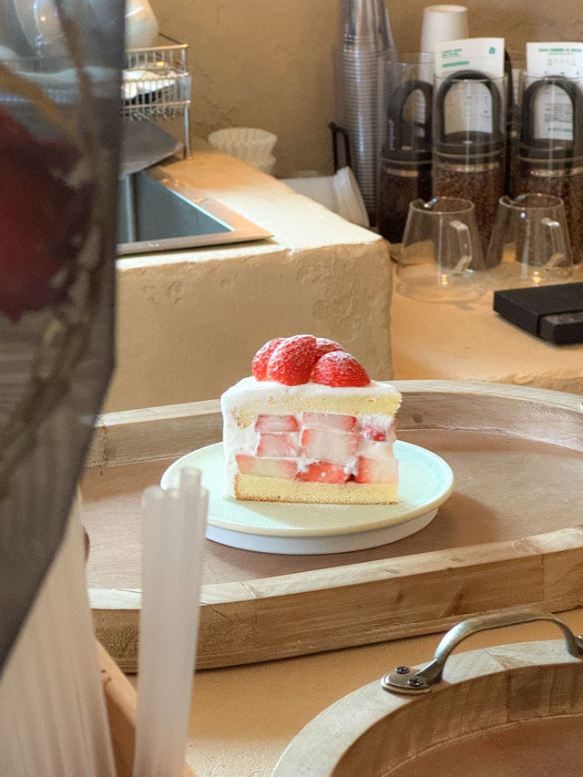 광안리 은행나무뷰 디저트 카페 폴스팜💛
