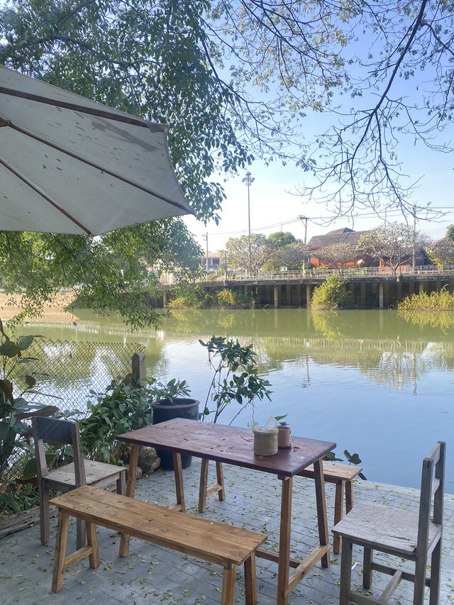 Papacraft cafe คาเฟ่วิวแม่น้ำวัง จ.ลำปาง