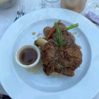 dinner cruise on seine river