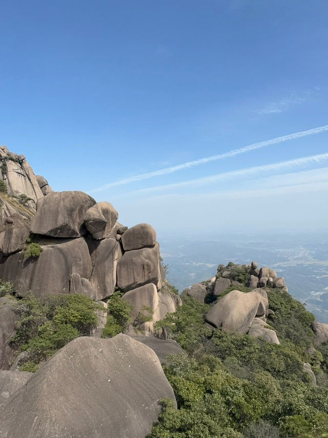 考驗想像力的山景:江西上饒靈山