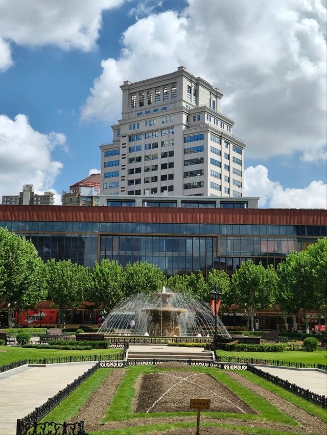 Where Parisian Elegance Meets Old Shanghai's Lively Spirit