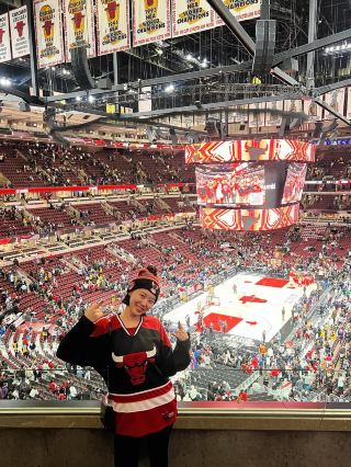 Unique American Travel Course Recommendation: Watching a Chicago Bulls Game at the United Center!