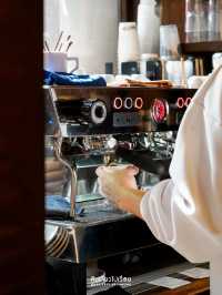 Knockbox Coffee กาแฟดี บรรยากาศย่านใน Central