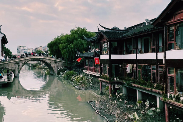 🇨🇳:上海 古き良き中国が息づく水郷の街並み🌊🏮 | Trip.com 上海