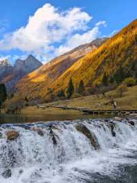 Breathtaking Beauty: Jiuzhaigou’s Enchanted Fall