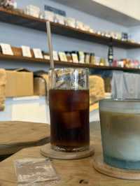 石垣島の星空を味わうカフェ「FUSHI COFFEE ROASTERS」—自家焙煎のスペシャルティコーヒーと島の恵みを堪