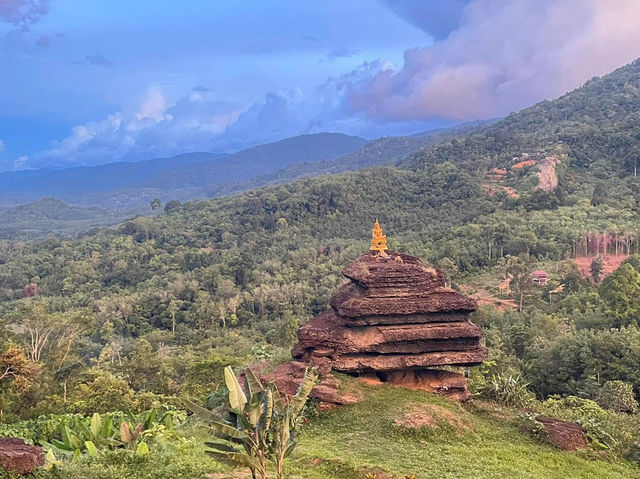 แหลมไทรสกายวอล์ค สวนธรรมเขาแม่พันธุรัตน์ พัทลุง