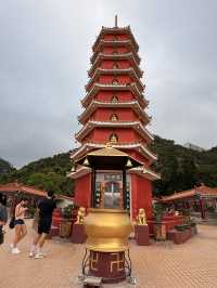 Ten Thousand Buddhas Monastery
