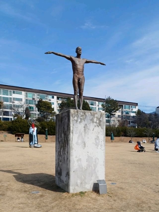 도심 한가운데 고요한 쉼이 흐르는 곳🌿