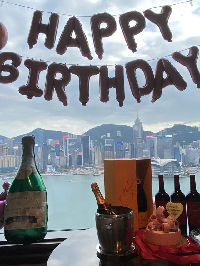 Staycation | 香港瑰麗酒店