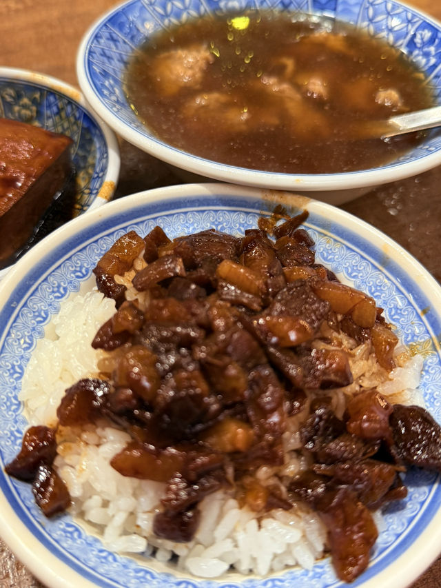 被譽為台灣平民米芝蓮，窮人都食得起嘅米芝蓮