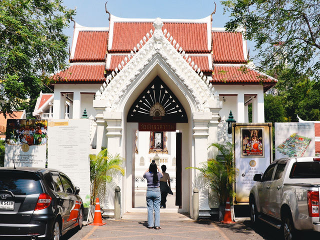 วัดปทุมวนาราม ราชวรวิหาร 