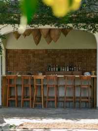 The Field Restaurant & Bar