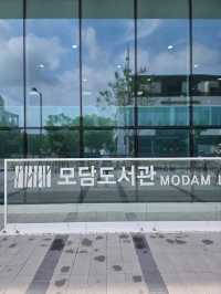 풍경까지 읽히는 도서관