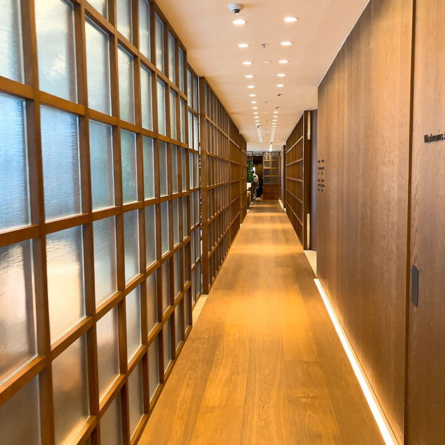 キャセイパシフィック航空　ビジネスクラスラウンジ The Bridge