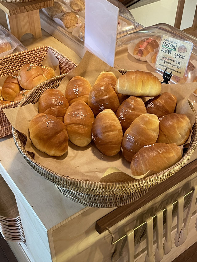 ホンデエリアで旅行中や帰国前の朝活に絶対行って欲しいのがここ"AVEKcheri"🥖