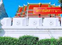 วัดราชนัดดารามวรวิหาร วัดที่มีโลหะปราสาทที่สวยงาม